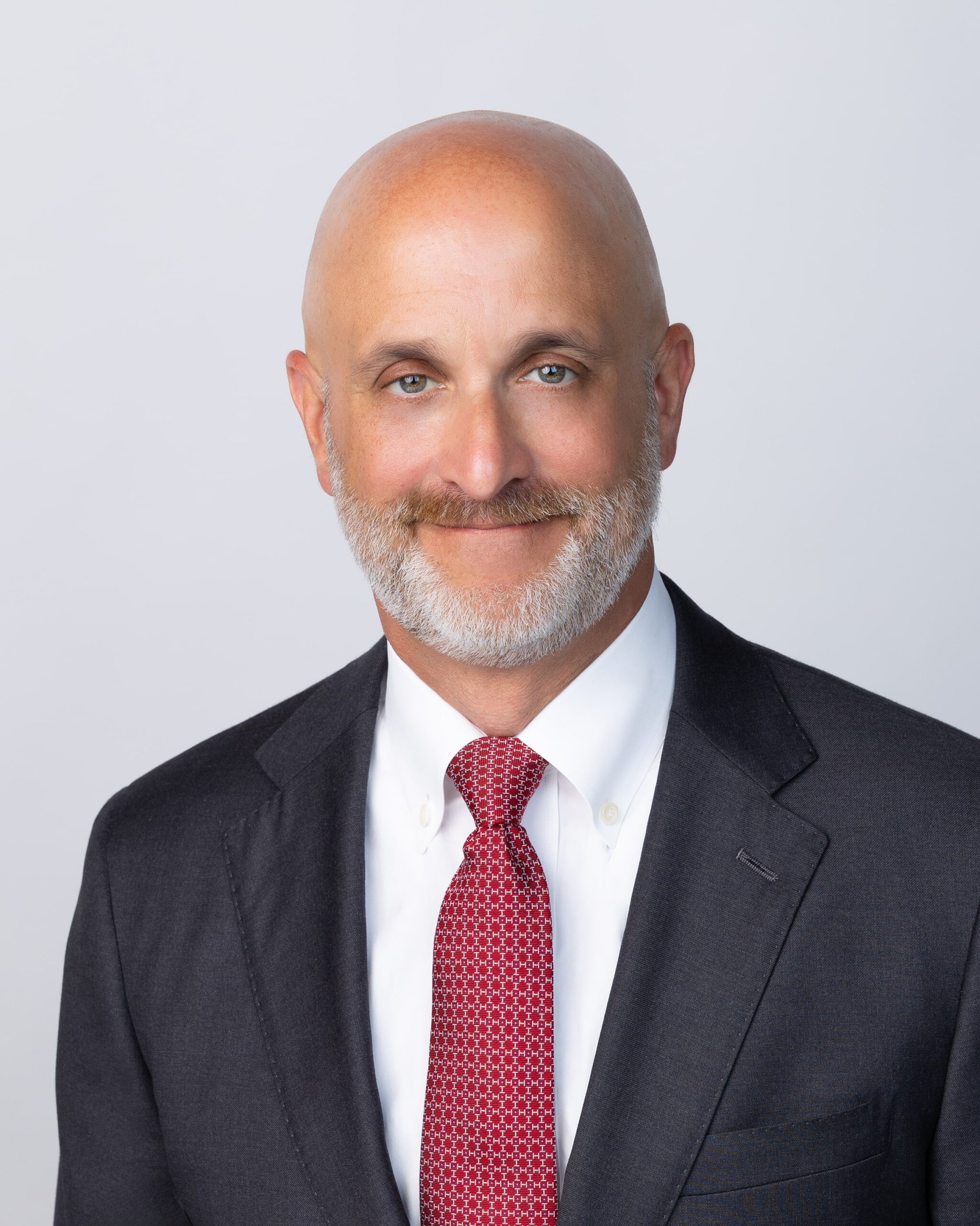 Lloyd Peeples headshot 2025-min Lloyd Peeples headshot 2025-min